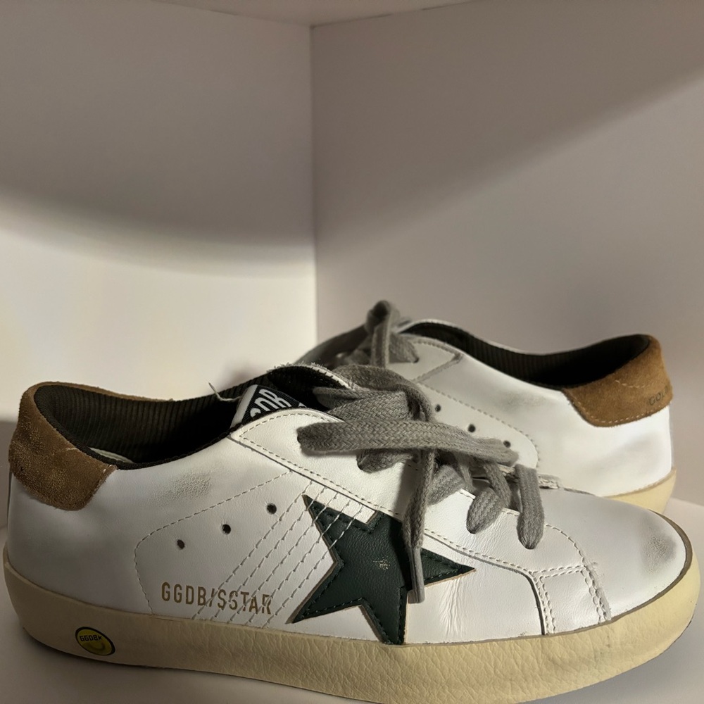 Golden Goose Sneakers